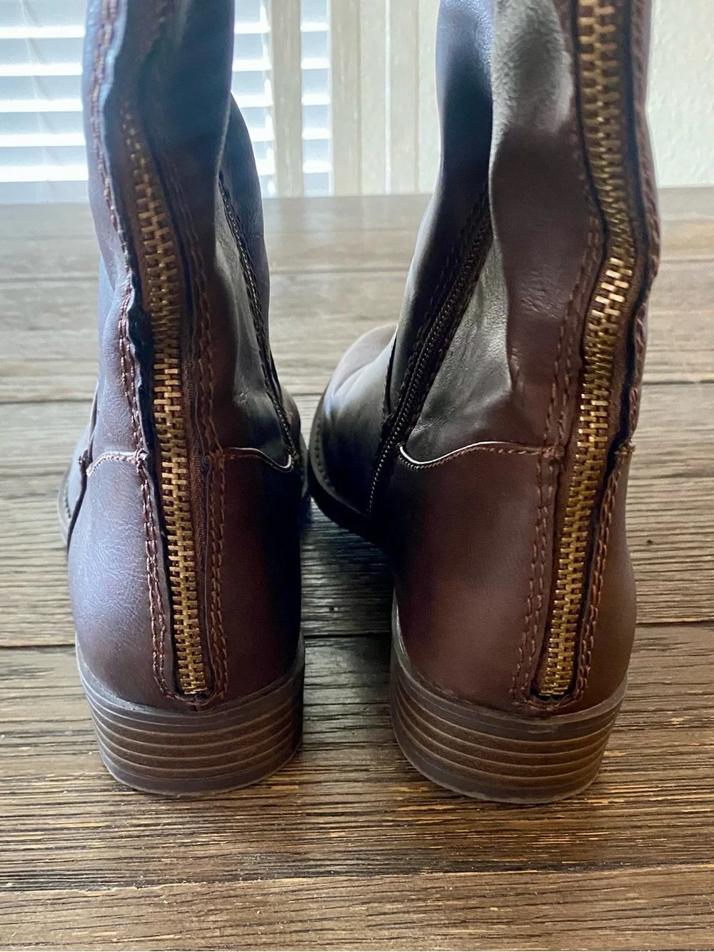 Riding Boots Women’s 7.5 Brown Over the Knee Faux Rear Gold Zipper Target